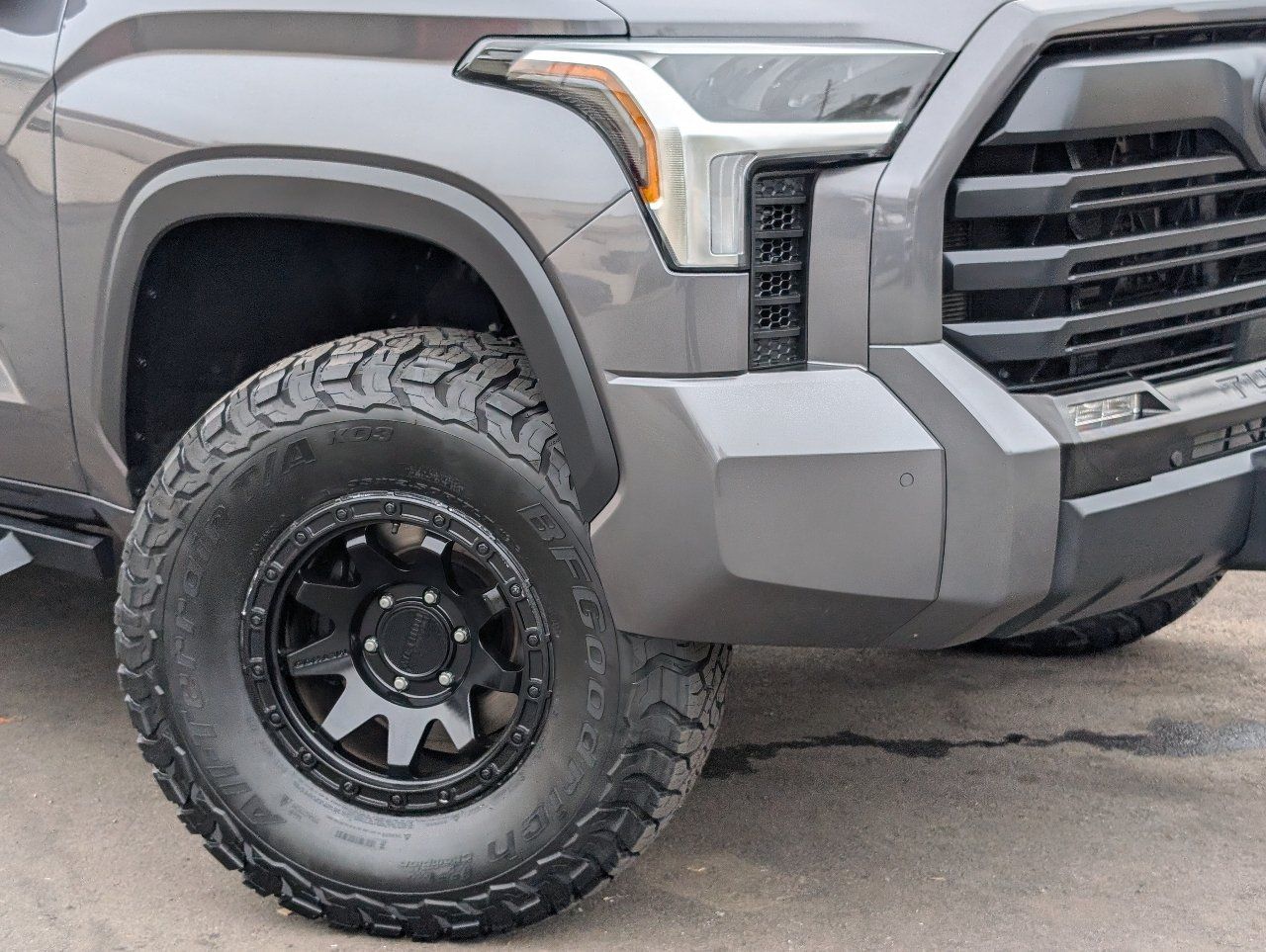 Used 2024 Toyota Tundra Limited AWD/4WD image 10