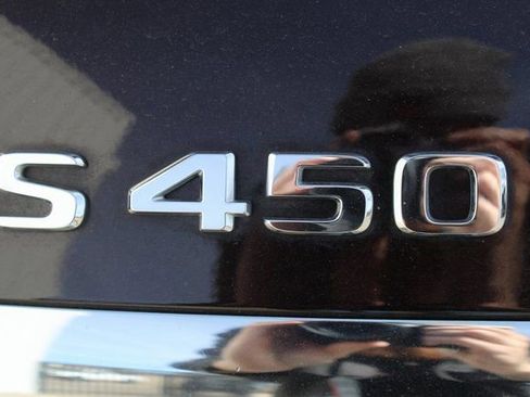 Used 2018 Mercedes-Benz S 450 Sedan image 21