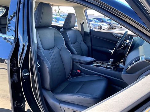 Used 2025 Lexus NX 350h AWD w/ Premium Package image 8