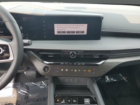 New 2025 Nissan Murano SV image 7