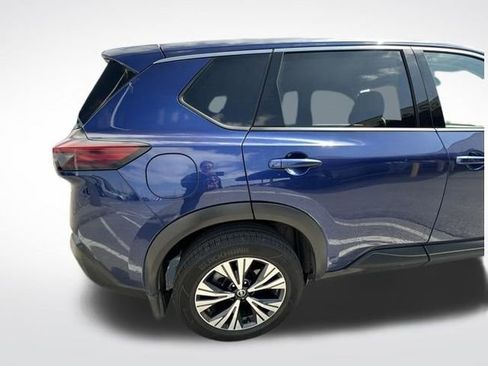 Used 2021 Nissan Rogue SV AWD/4WD image 6