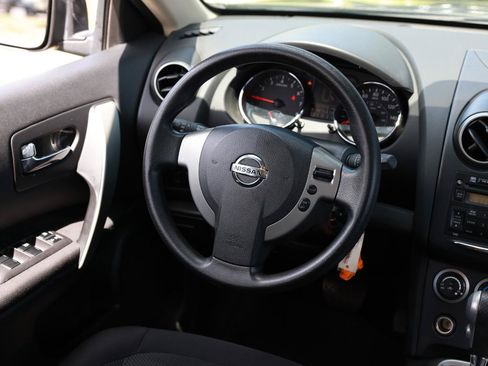 Used 2011 Nissan Rogue S AWD/4WD image 28