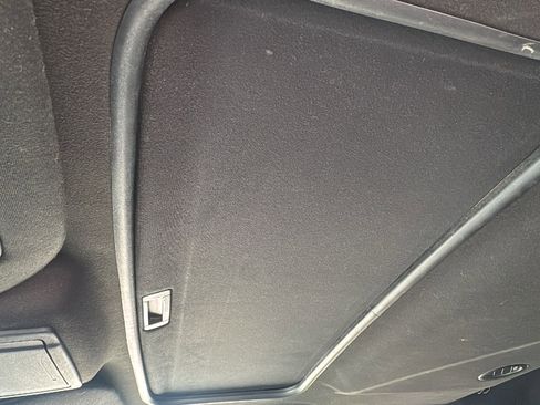 Used 2016 Ford Expedition XLT image 11