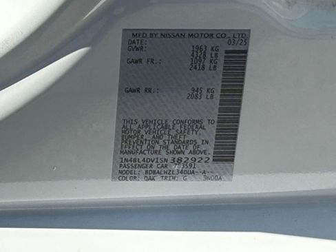 Used 2025 Nissan Altima 2.5 SV FWD image 23