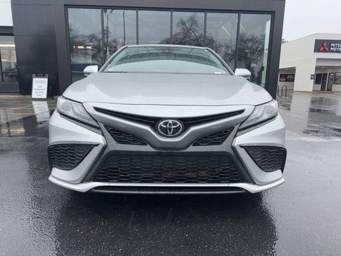 Used 2021 Toyota Camry XSE w/ Carpet Mat Package (TMS) image 3