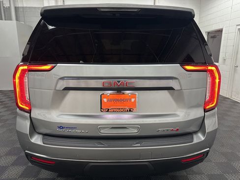 Used 2024 GMC Yukon AT4 w/ Technology Package image 9