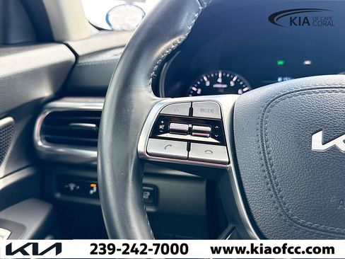 Certified 2022 Kia Telluride EX w/ Towing Package image 40