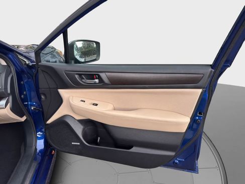 Used 2016 Subaru Legacy 3.6R Limited image 17