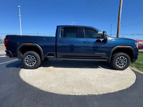 Used 2022 GMC Sierra 2500 AT4 w/ AT4 Preferred Package image 8