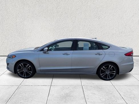 Used 2019 Ford Fusion Titanium AWD/4WD image 6