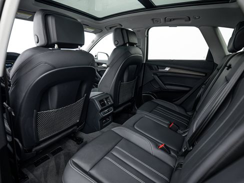 Certified 2023 Audi Q5 2.0T Premium Plus w/ Premium Plus Package AWD/4WD image 16