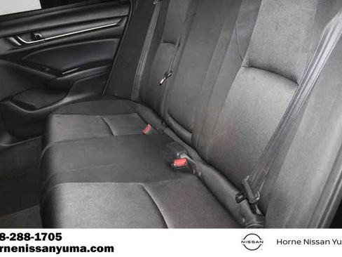 Used 2018 Honda Accord EX image 5
