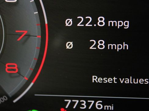 Used 2022 Audi Q7 2.0T Premium AWD/4WD image 28
