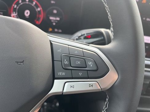 New 2026 Volkswagen Tiguan SE AWD/4WD image 10