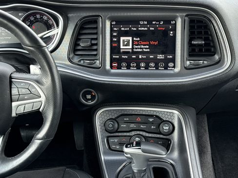 Used 2018 Dodge Challenger R/T Plus RWD image 28