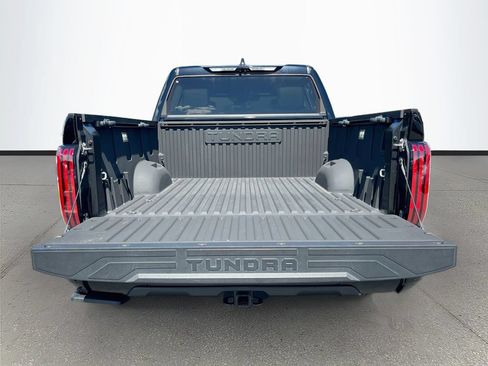 Used 2024 Toyota Tundra Platinum AWD/4WD image 26