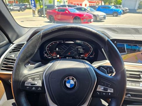 Used 2019 BMW X5 xDrive40i w/ Executive Package AWD/4WD image 12