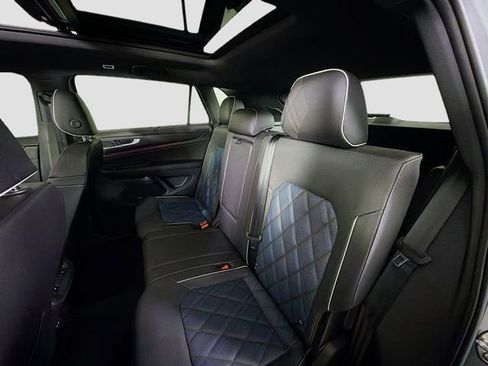 New 2026 Volkswagen Atlas Cross Sport SEL Premium R-Line image 24