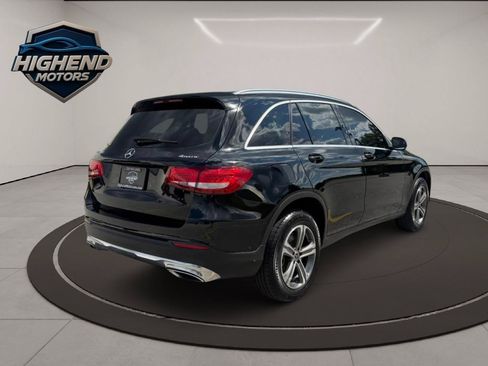 Used 2019 Mercedes-Benz GLC 300 4MATIC image 6
