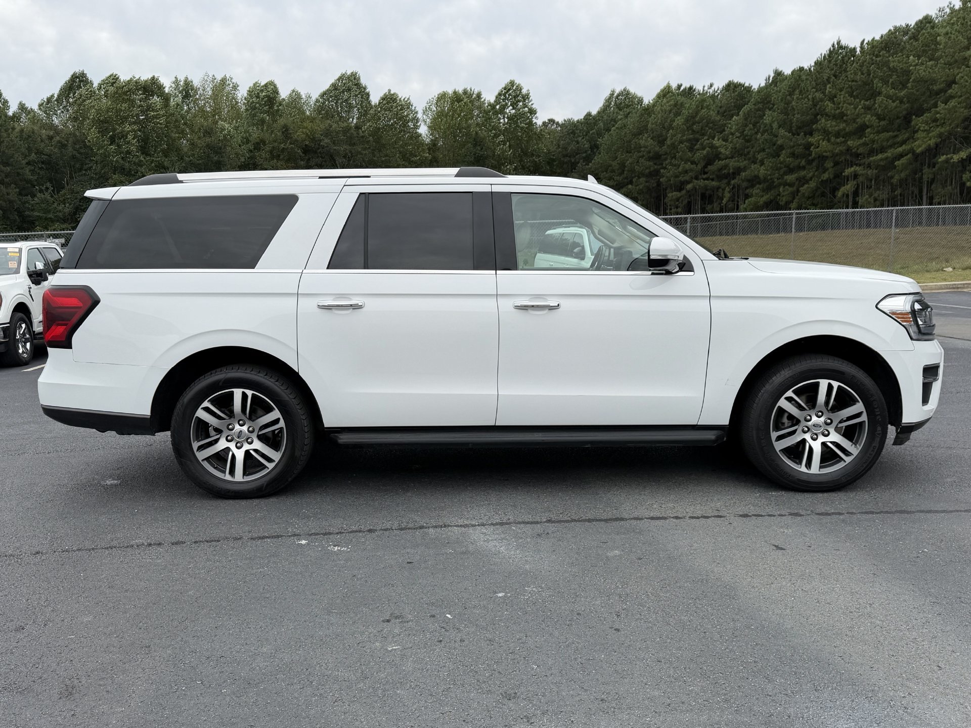 Used 2024 Ford Expedition Max Limited AWD/4WD image 25
