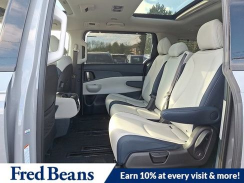 New 2026 Kia Carnival SX image 6