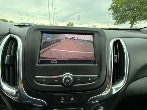 Used 2024 Chevrolet Equinox LT FWD image 25