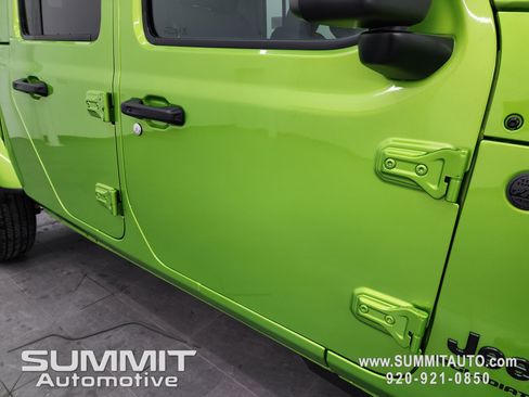 New 2026 Jeep Gladiator Sport image 24