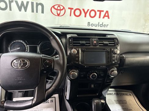 Used 2016 Toyota 4Runner Trail Premium AWD/4WD image 27