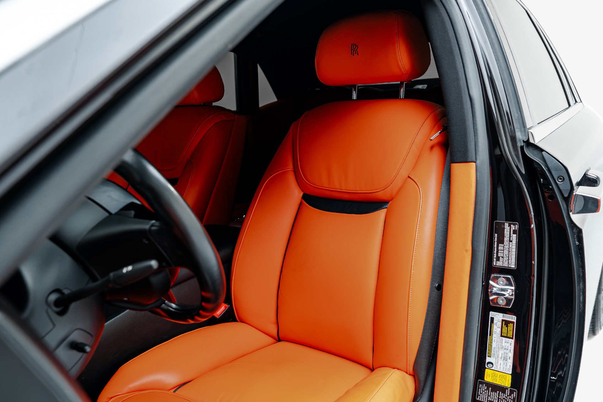 Used 2016 Rolls-Royce Ghost RWD image 4