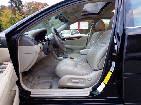 Used 2003 Lexus ES 330 image 14