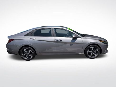 Certified 2023 Hyundai Elantra SEL w/ Convenience Package FWD image 8