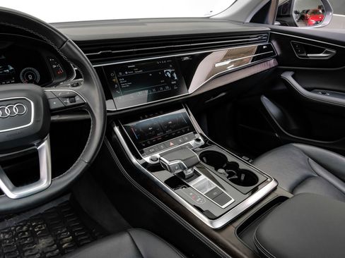 Used 2023 Audi Q8 Premium Plus w/ Premium Plus Package image 28