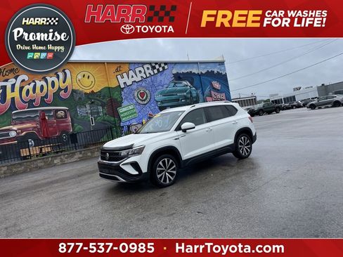 Used 2022 Volkswagen Taos SE AWD/4WD image 1