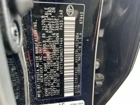 Used 2021 Toyota Camry LE FWD image 9