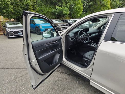 New 2025 MAZDA CX-5 AWD 2.5 S w/ Preferred Package image 21