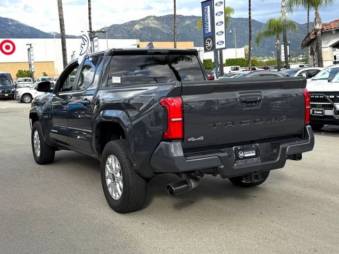 Used 2025 Toyota Tacoma SR5 image 6