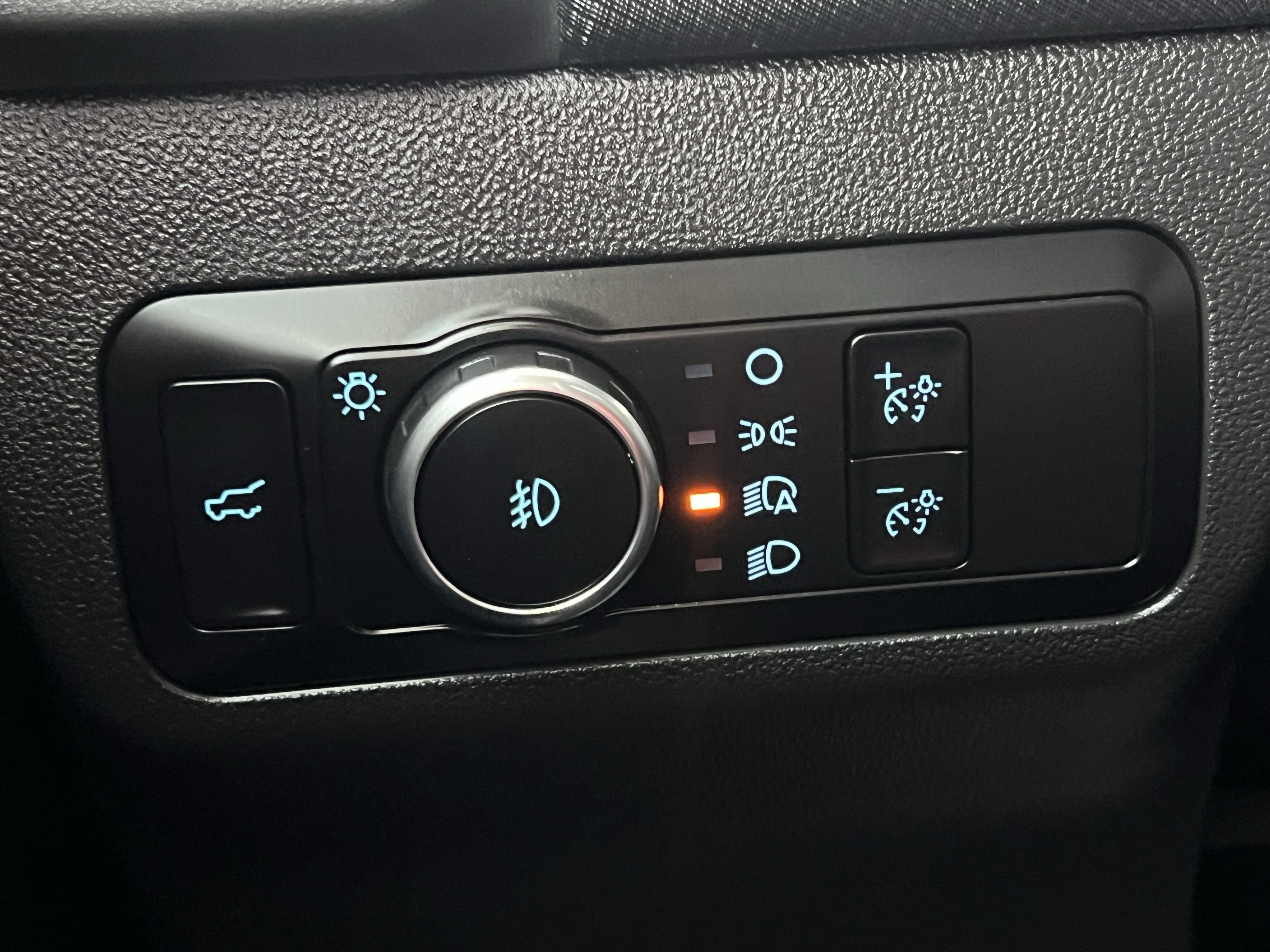 Used 2023 Ford Bronco Sport Outer Banks w/ Tech Package AWD/4WD image 38