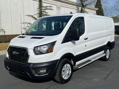 Used 2024 Ford Transit 250 Low Roof w/ Exterior Upgrade Package image 3
