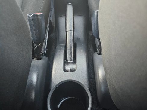 Used 2021 Mitsubishi Mirage ES image 35