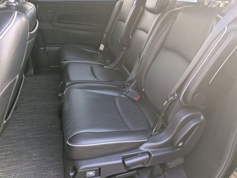 Used 2023 Honda Odyssey Elite image 19