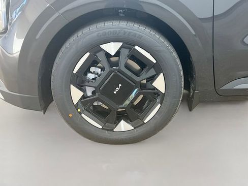 New 2026 Kia Carnival EX image 33