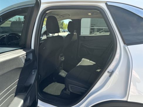 Used 2024 Ford Escape Active AWD/4WD image 7