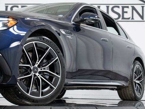 New 2026 Mercedes-Benz E 53 AMG e 4MATIC Sedan image 27