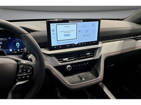 Used 2025 Ford Explorer ST AWD/4WD image 8
