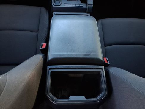 Used 2024 Toyota Tacoma SR image 18