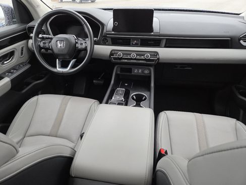 Used 2023 Honda Pilot Touring image 24