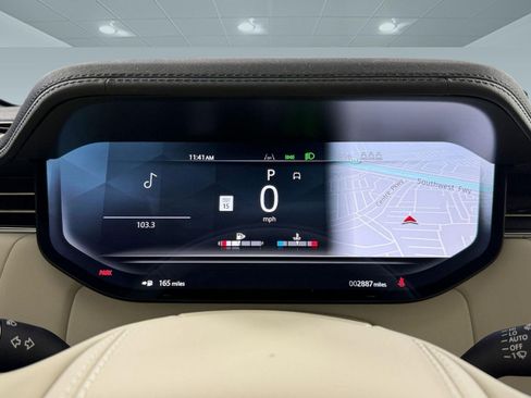 Certified 2026 Land Rover Range Rover SE image 19