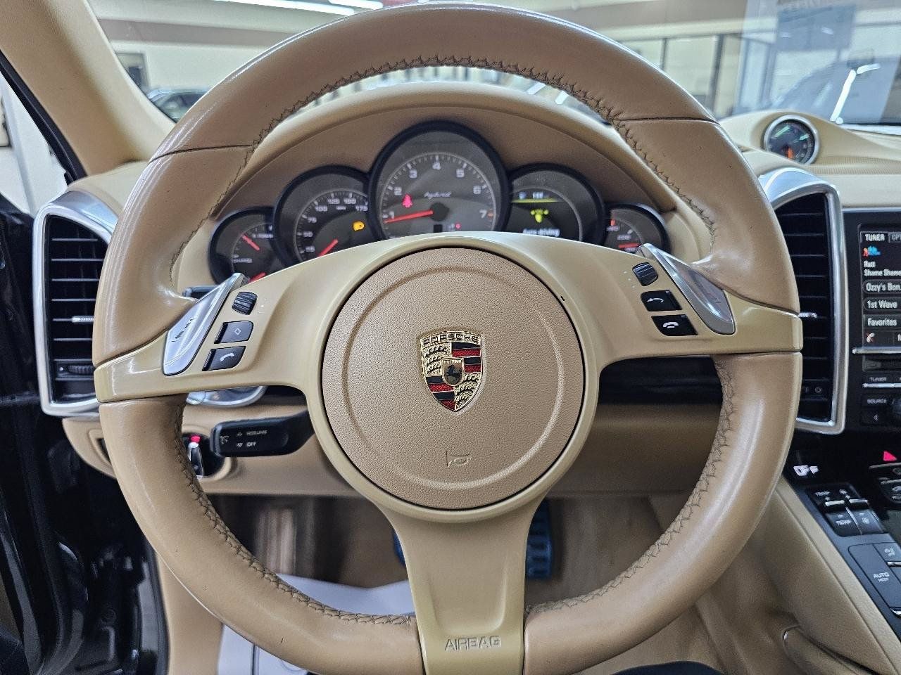 Used 2014 Porsche Cayenne S w/ Comfort Plus Package AWD/4WD image 30