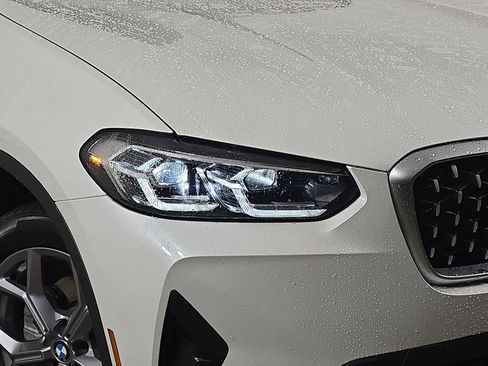 Certified 2025 BMW X4 xDrive30i w/ Premium Package AWD/4WD image 36