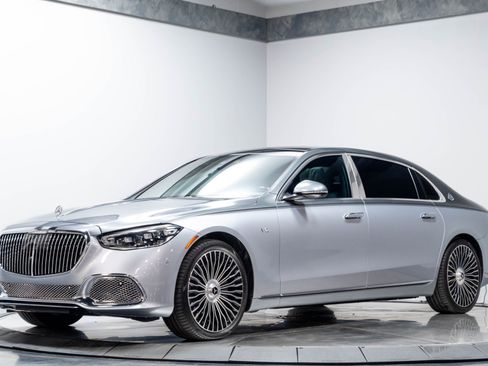 Used 2024 Mercedes-Benz Maybach S 680 4MATIC image 2
